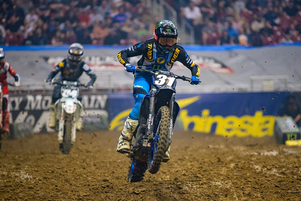 Smith Returns to Podium at St. Louis Supercross image