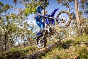 WR450F Action 6