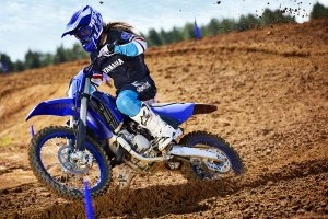 YZ125 Action 5