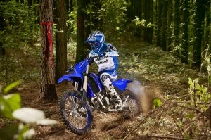 YZ125X Action 10