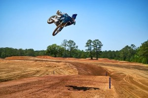 YZ250ME Action 3
