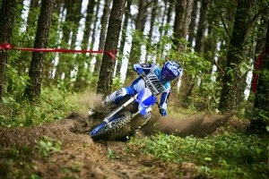 YZ250X Action 8