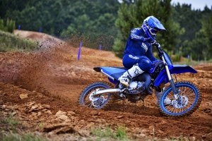 YZ85LW Action 4