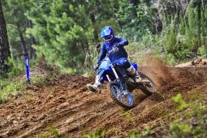 YZ85LW Action 1