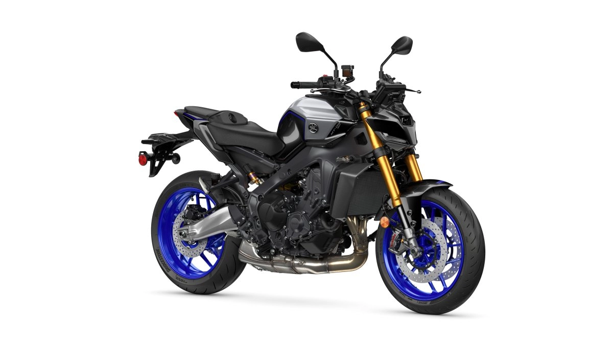 2026 MT-09 SP hyper-naked from Yamaha, right-side studio view