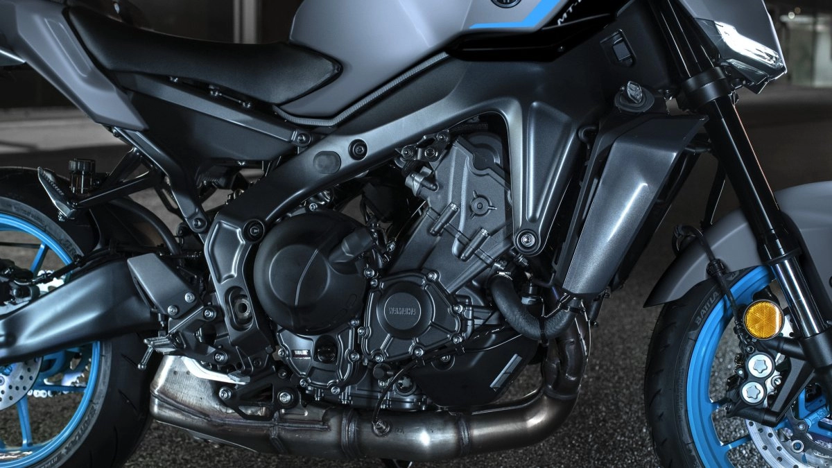 Powerful 890cc Three-Cylinder Engine