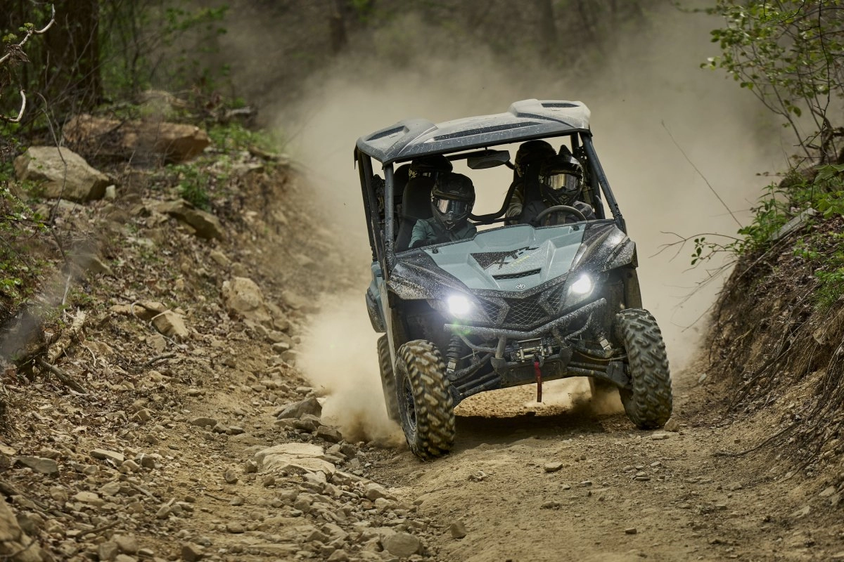 Smooth & Powerful Twin-Cylinder Engine