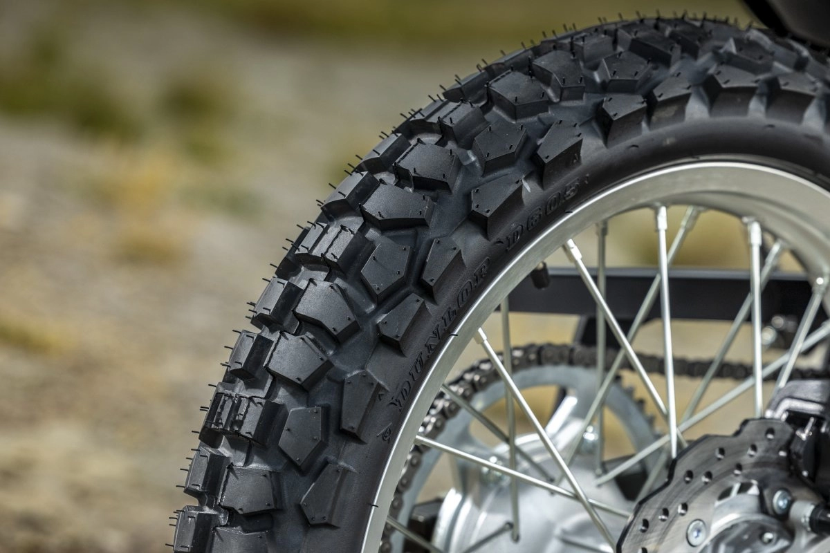 Large Wheels & Dual Sport Tires