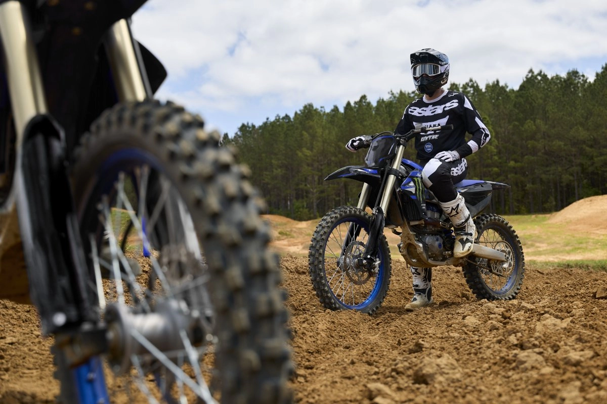 All-New Compact and Lightweight Rear Brake System